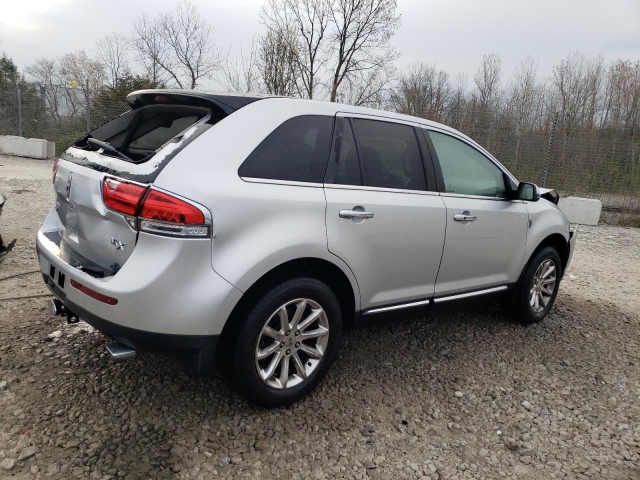 Lot #2962578896 2013 LINCOLN MKX