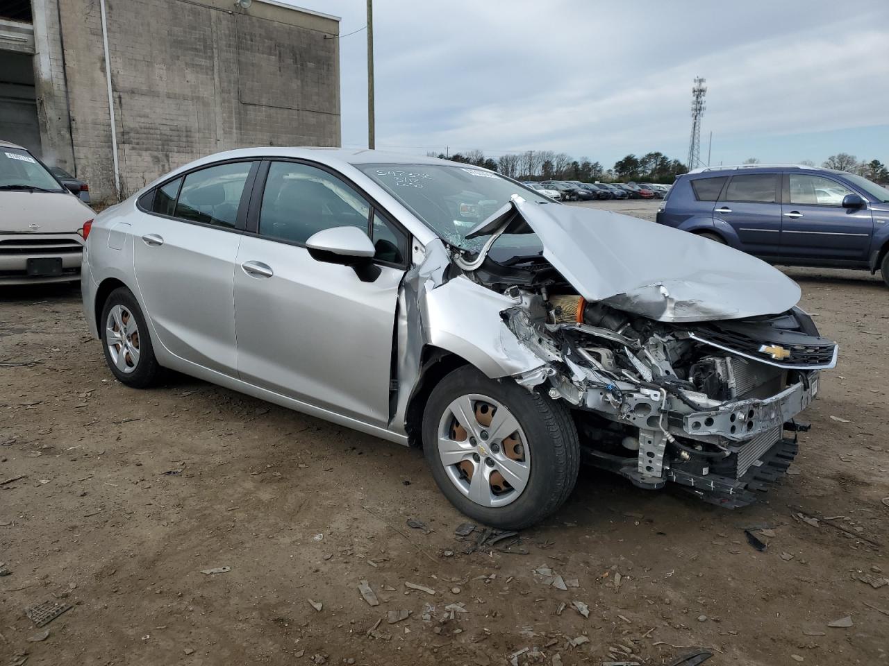 2017 Chevrolet Cruze Ls vin: 1G1BC5SM6H7280144