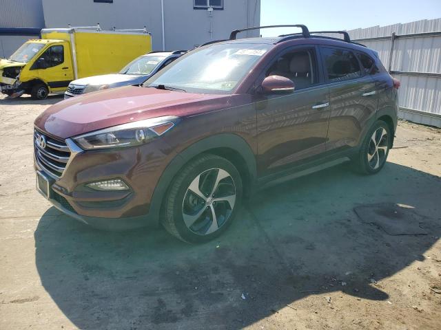  HYUNDAI TUCSON 2016 Красный