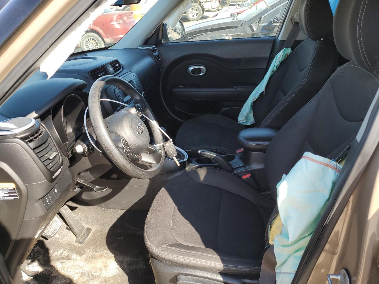 KNDJN2A21G7290378 2016 Kia Soul