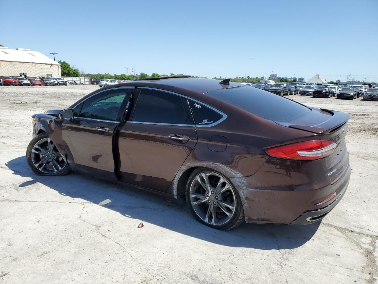 3FA6P0D99KR153659 2019 Ford Fusion Titanium