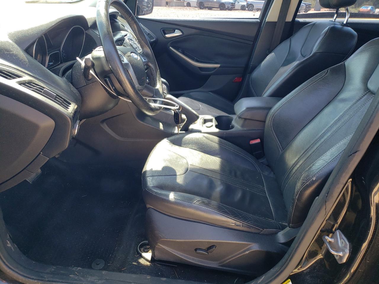 1FAHP3H25CL114798 2012 Ford Focus Sel