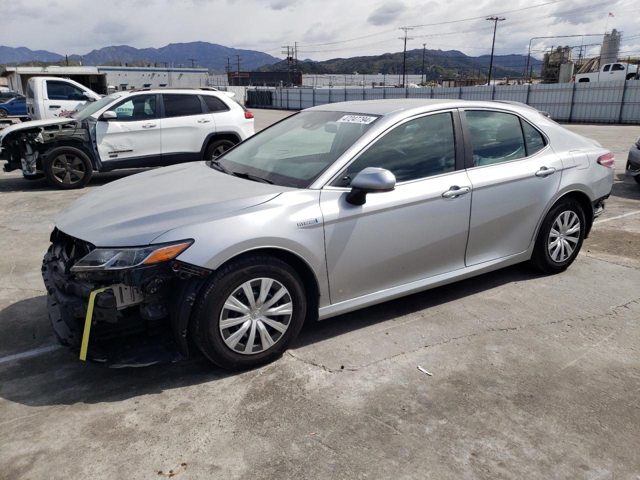 4T1B31HK6JU002708 2018 Toyota Camry Le