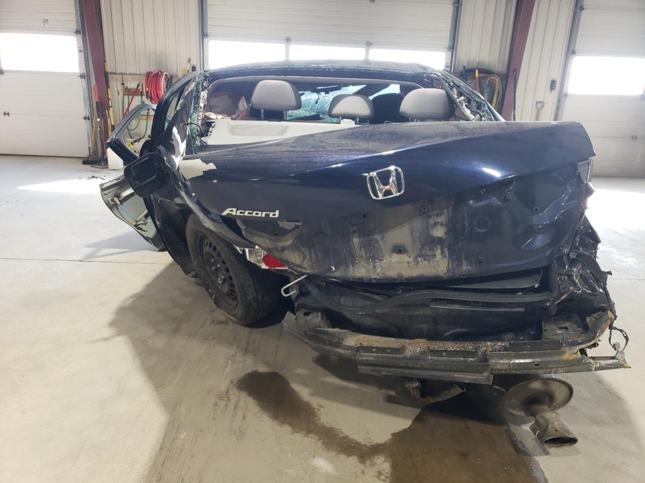 1HGCP2F32BA091065 2011 Honda Accord Lx