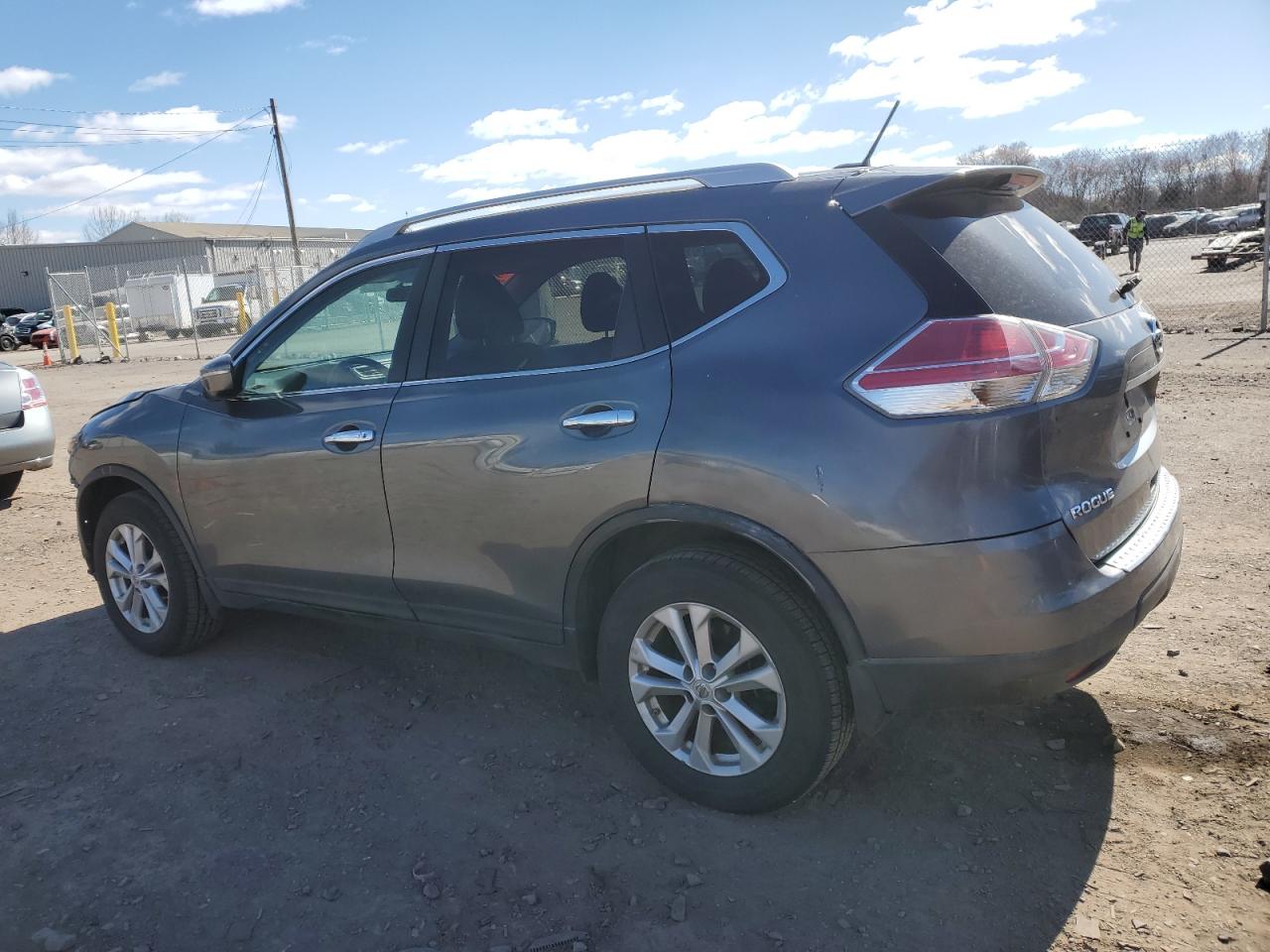 5N1AT2MV8EC814704 2014 Nissan Rogue S