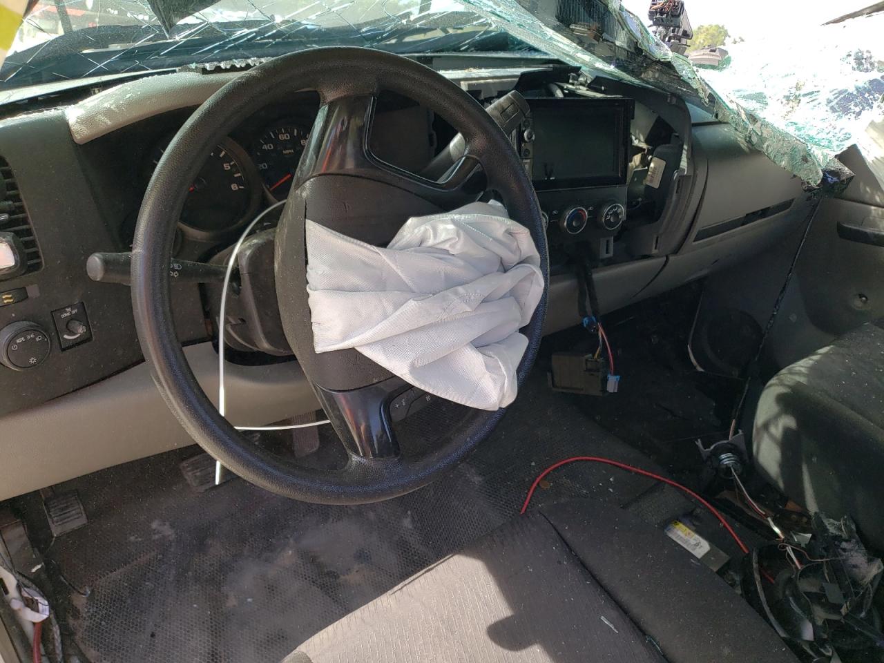 1GCNCPEX6BZ158997 2011 Chevrolet Silverado C1500