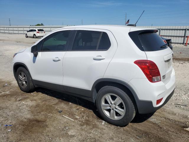 3GNCJKSB1LL325369 Chevrolet Trax LS 2