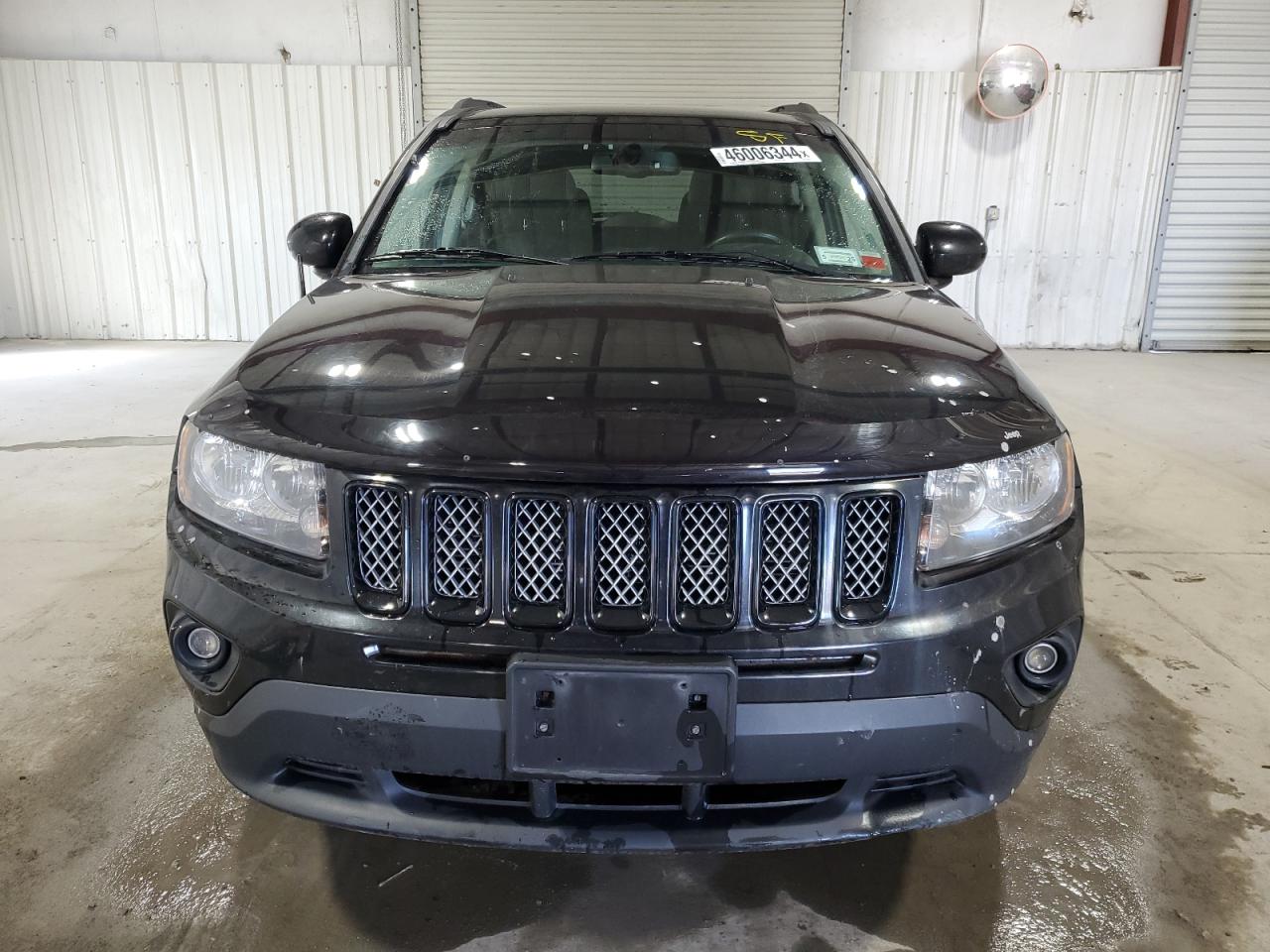 2014 Jeep Compass Latitude vin: 1C4NJDEBXED647719