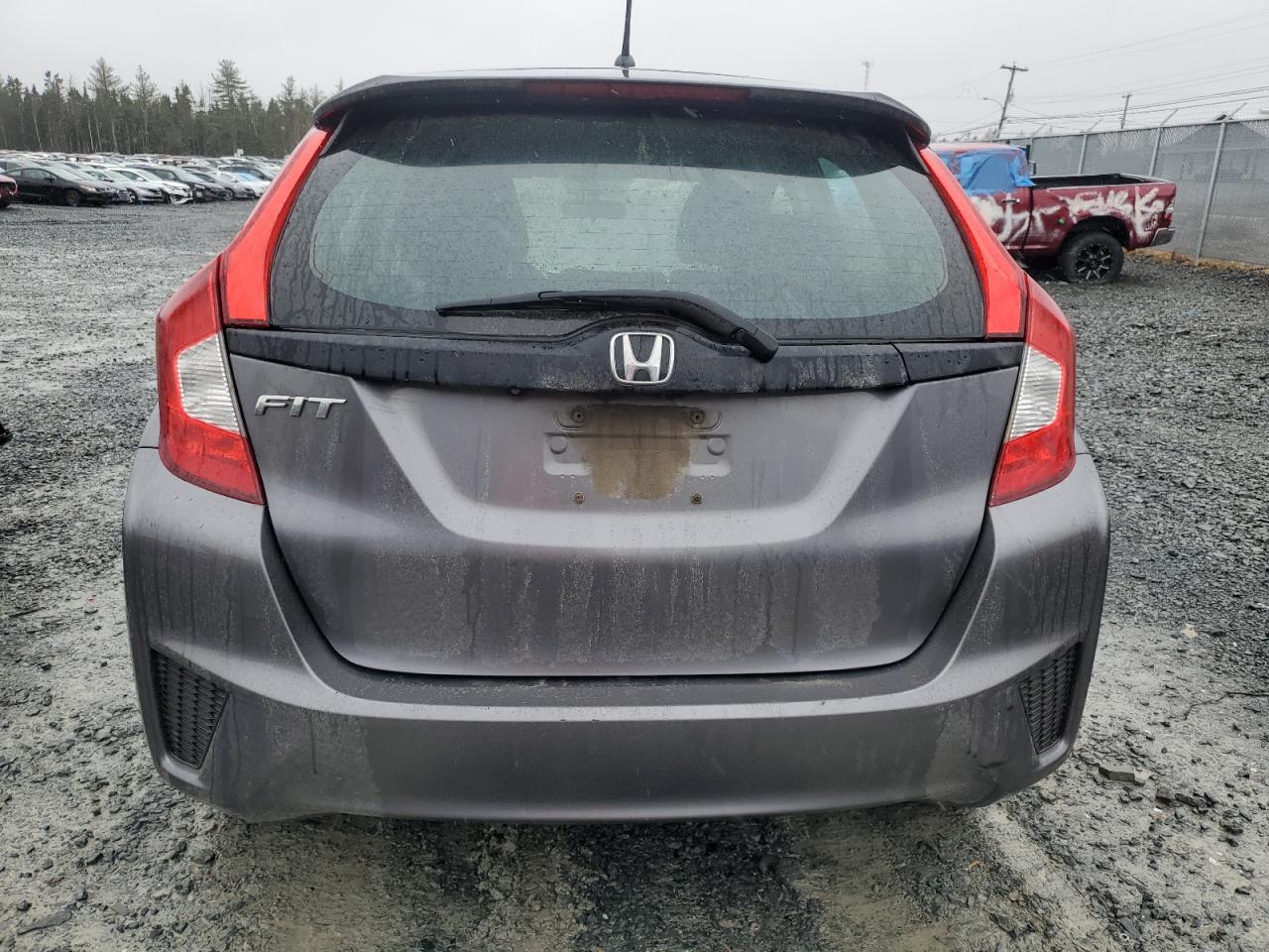 3HGGK5H59FM103611 2015 Honda Fit Lx
