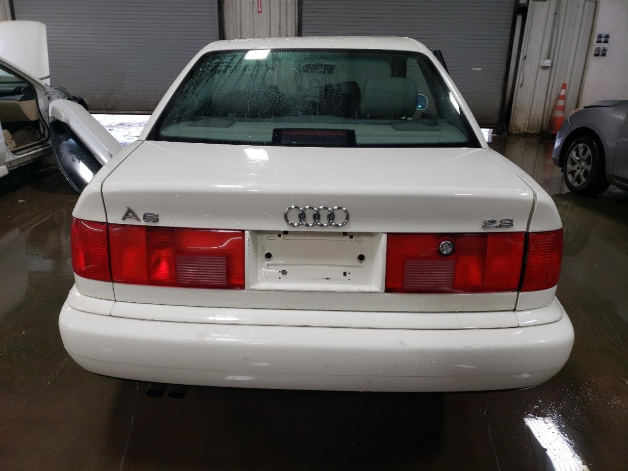 WAUFA84A7TN003927 1996 Audi A6