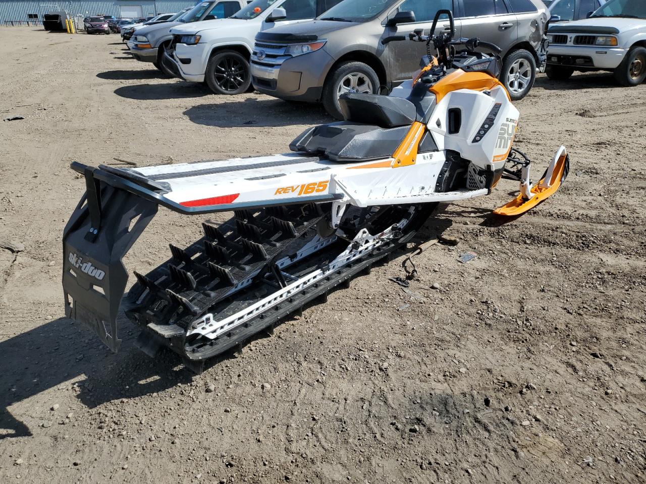 Lot #2426396372 2017 SKI DOO SNOWMOBILE