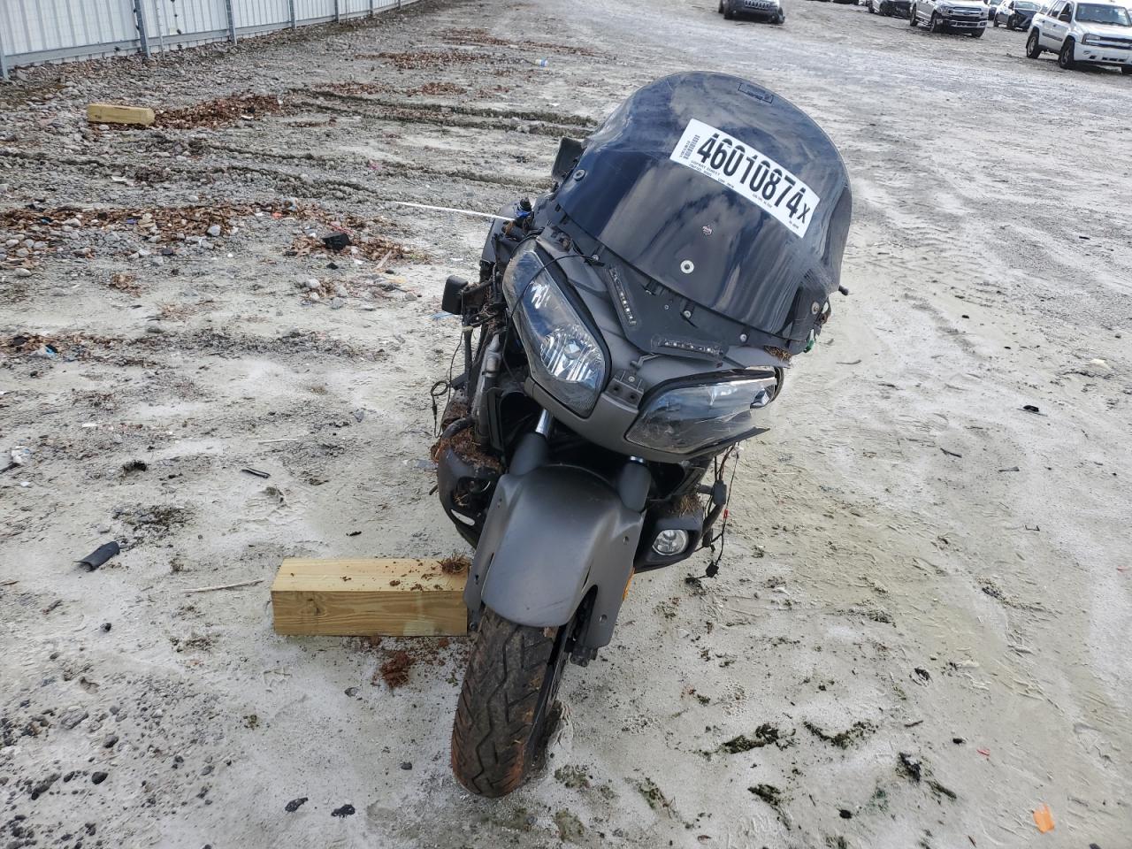 JH2SC6842FK200540 2015 Honda Gl1800 B JH2SC6842FK200540 2015 Honda Gl1800 B