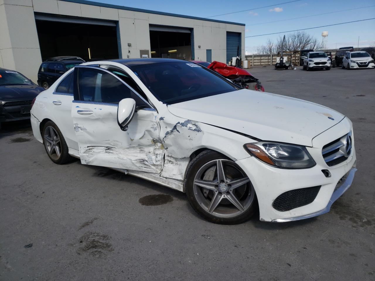 55SWF4JB5GU163835 2016 Mercedes-Benz C 300