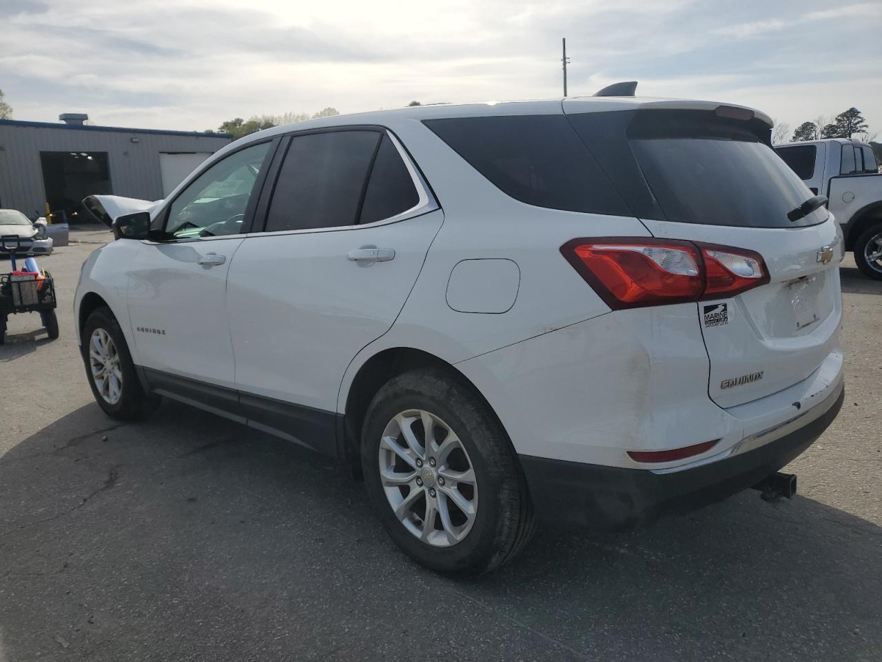 2018 Chevrolet Equinox Lt vin: 2GNAXSEV5J6211873