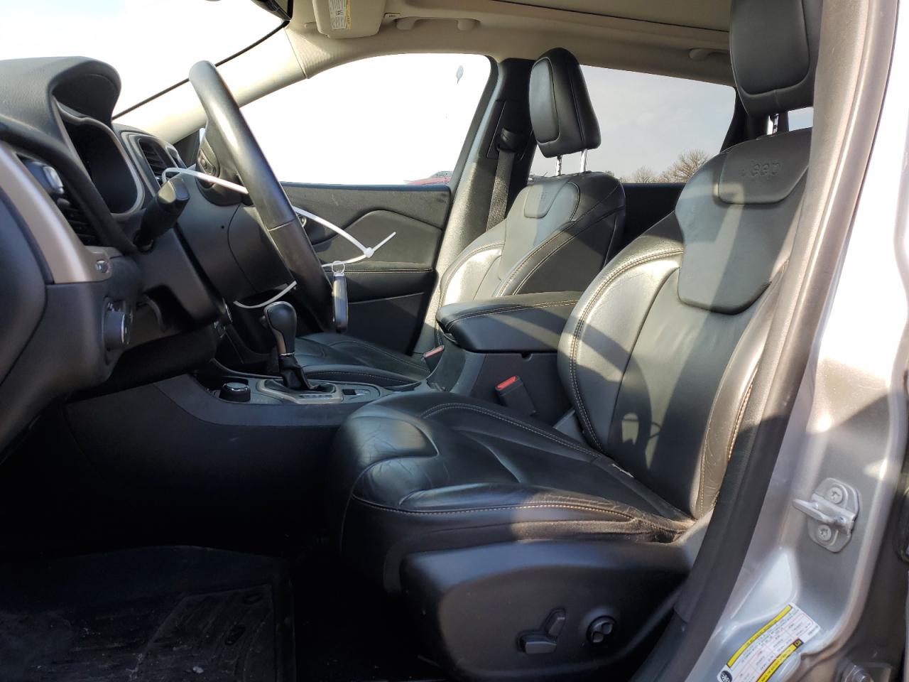 1C4PJMDX6JD598745 2018 Jeep Cherokee Limited