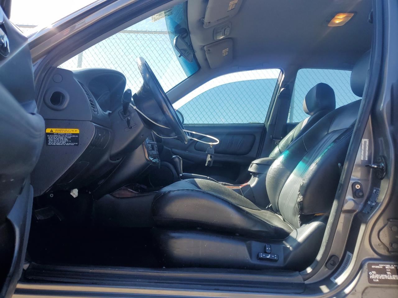 KMHWF35H92A702965 2002 Hyundai Sonata Gls