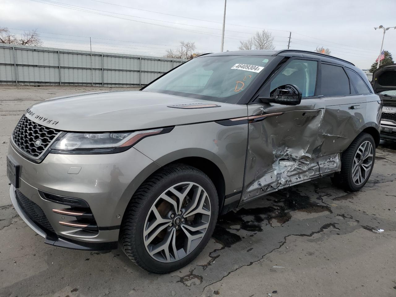 SALYM2RX4JA750900 2018 Land Rover Range Rover Velar R-Dynamic Hse