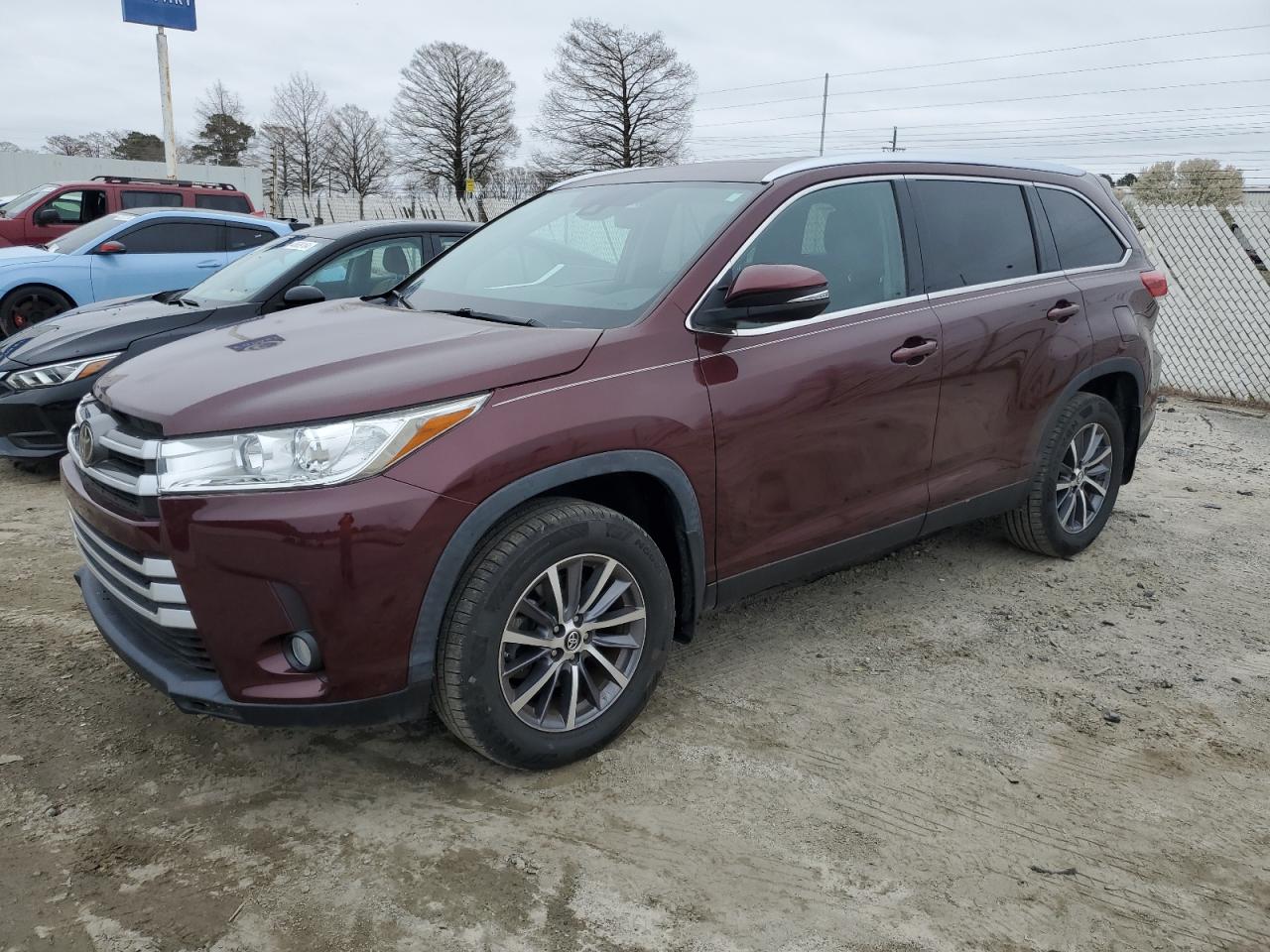 2019 Toyota Highlander Se vin: 5TDJZRFH2KS927626