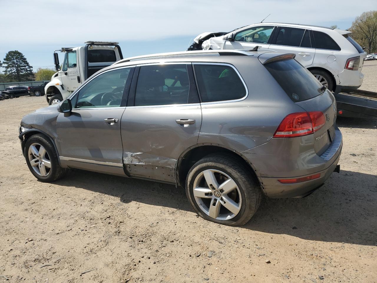 WVGEF9BP8DD003872 2013 Volkswagen Touareg V6