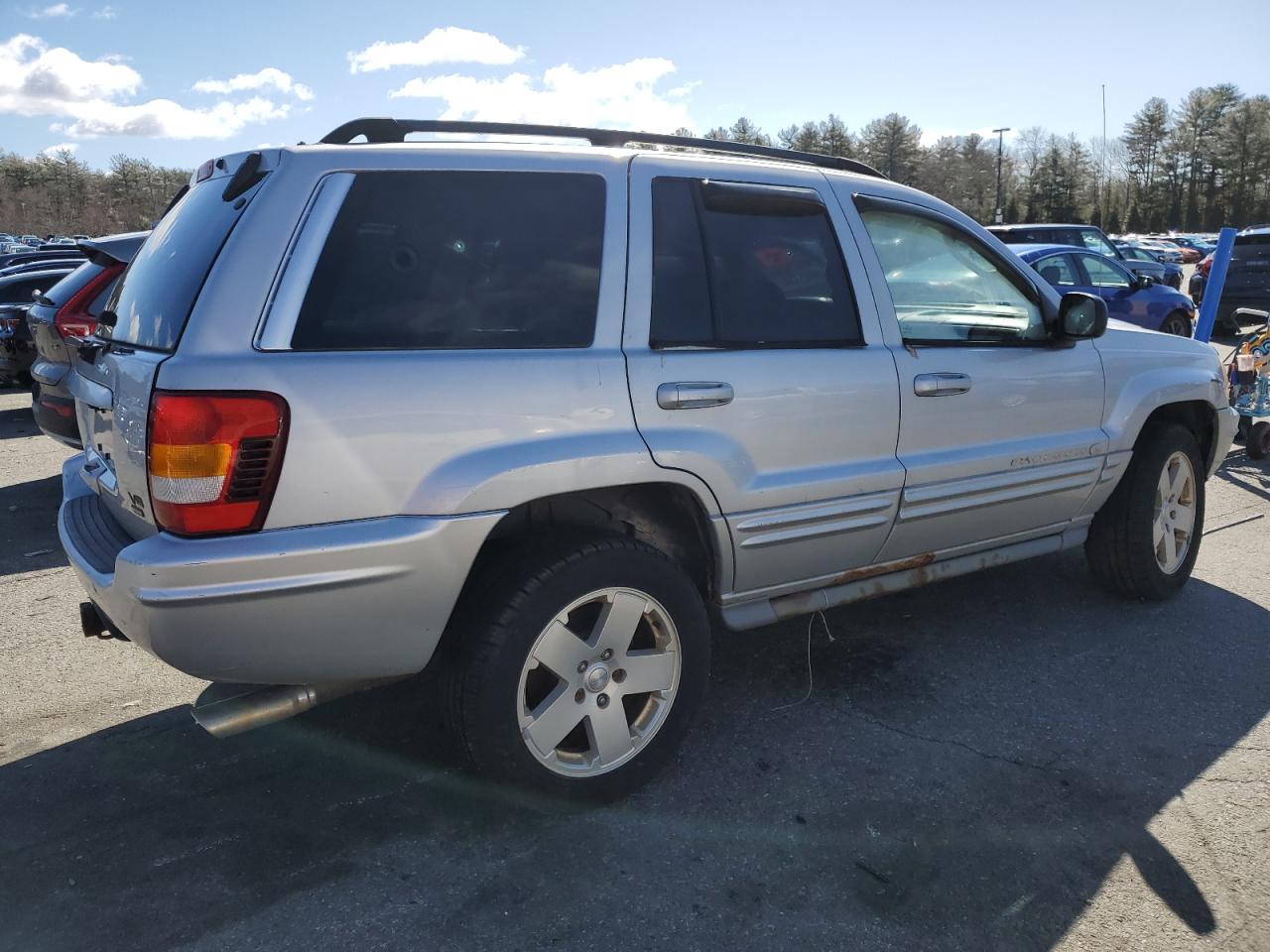 1J8GW68J02C329336 2002 Jeep Grand Cherokee Overland