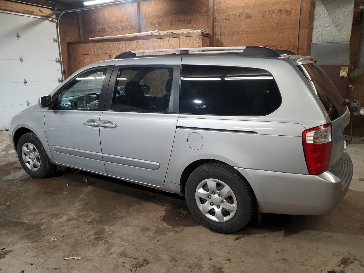 KNDMB233986250892 2008 Kia Sedona Ex