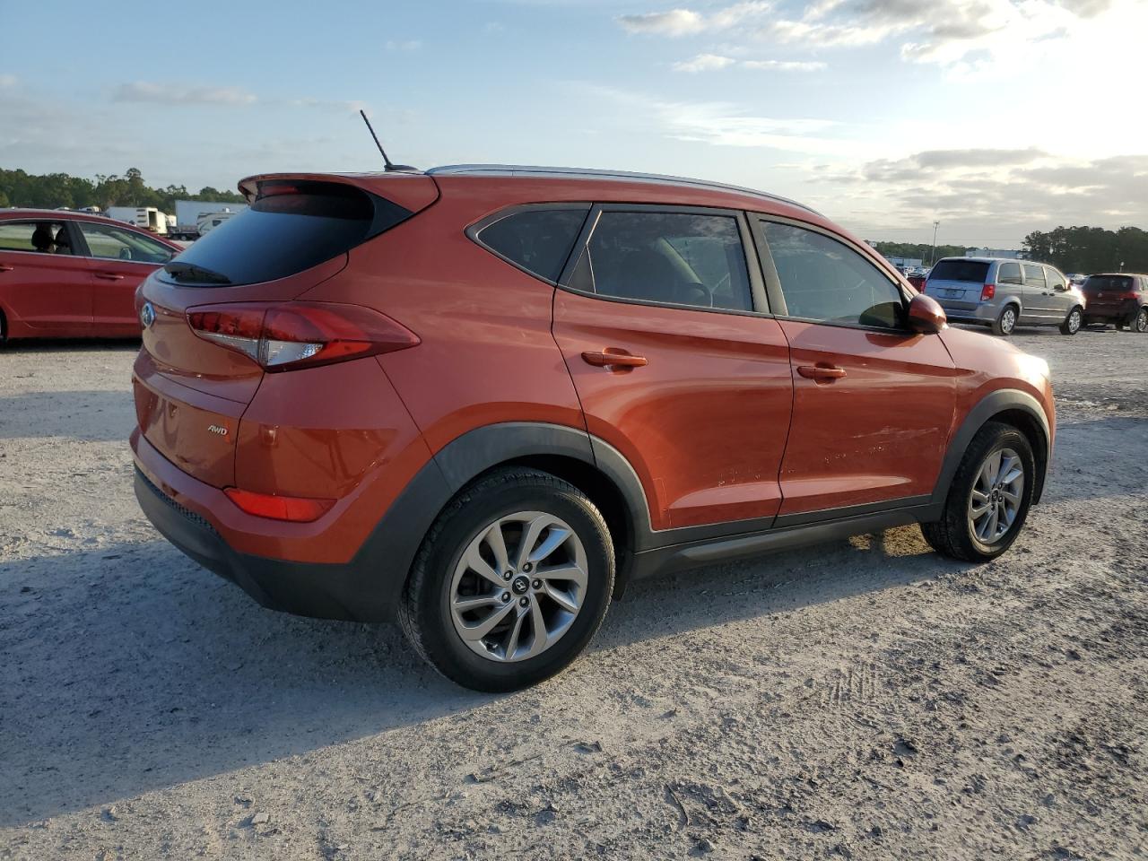 KM8J3CA44GU144146 2016 Hyundai Tucson Limited