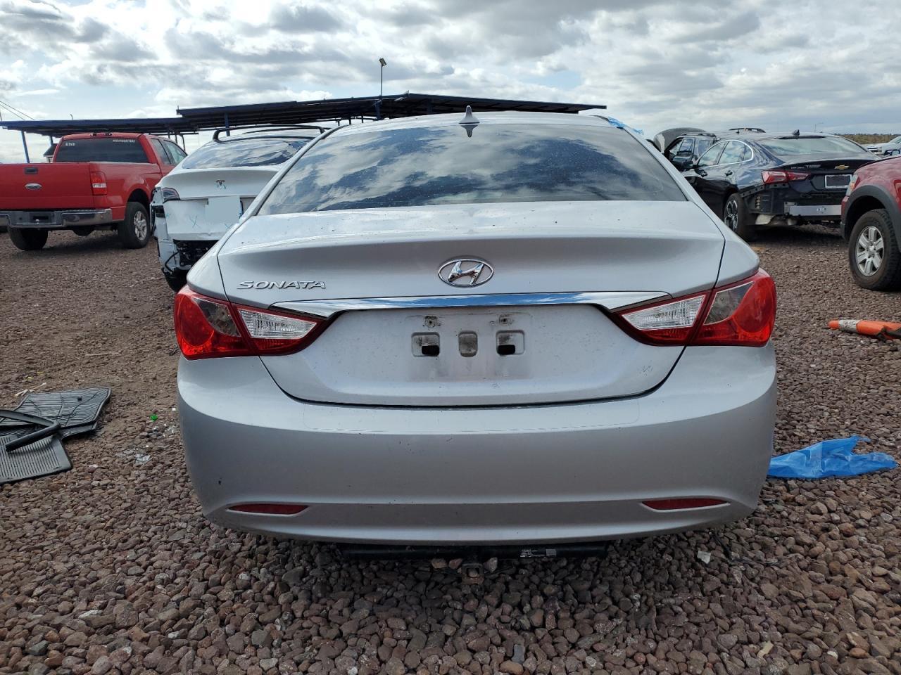 5NPEB4AC0DH525116 2013 Hyundai Sonata Gls