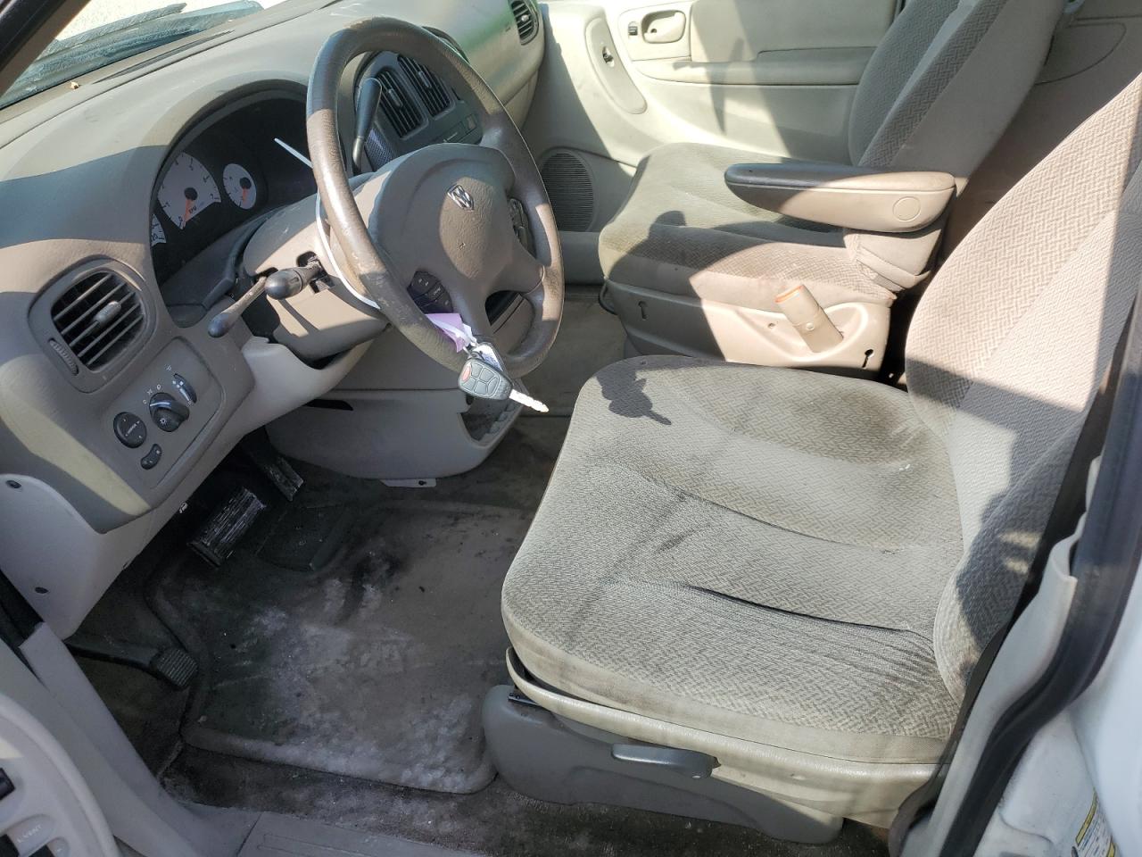 1D4GP45R45B317058 2005 Dodge Caravan Sxt