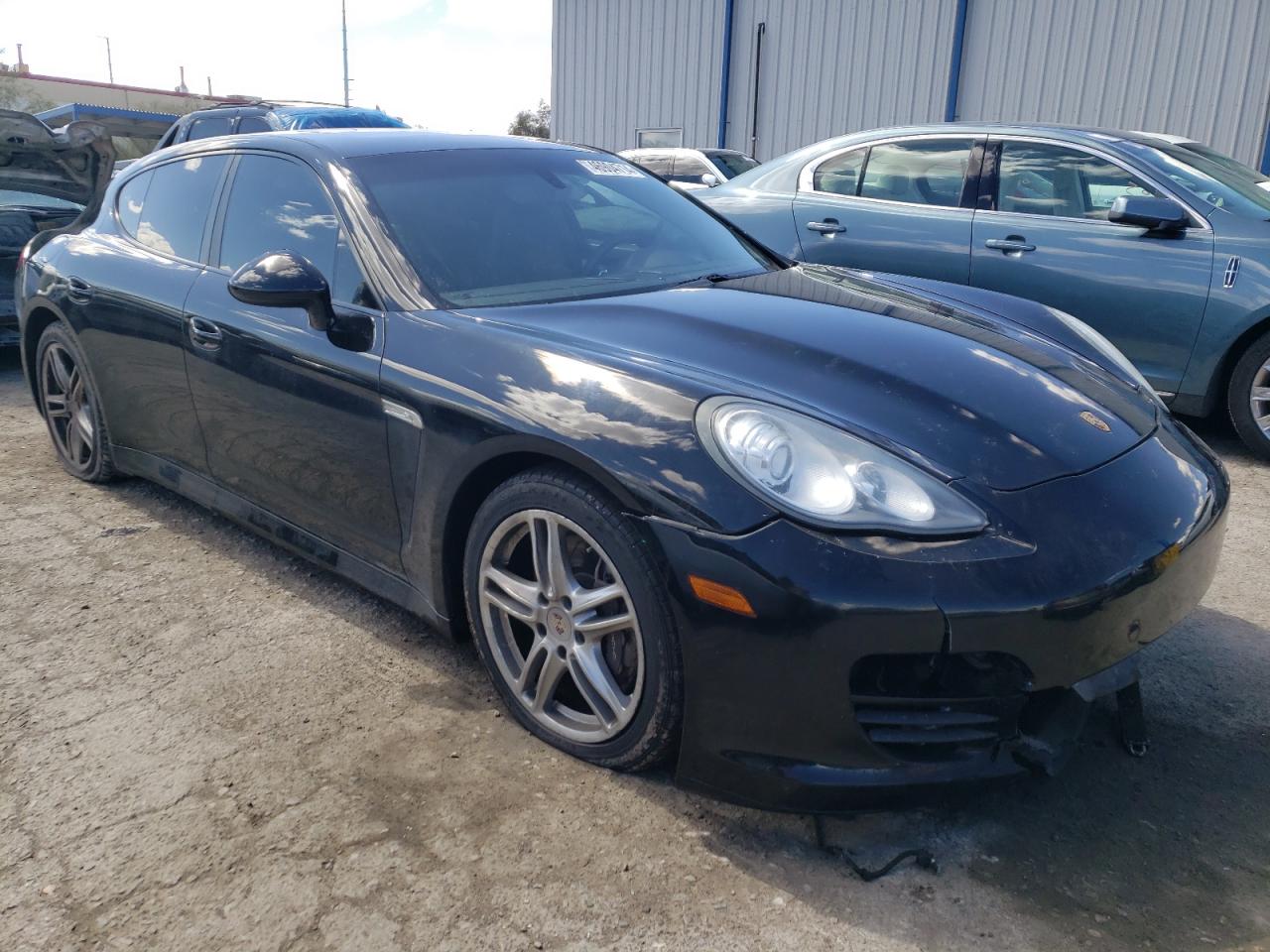 2012 Porsche Panamera 2 vin: WP0AA2A75CL072002