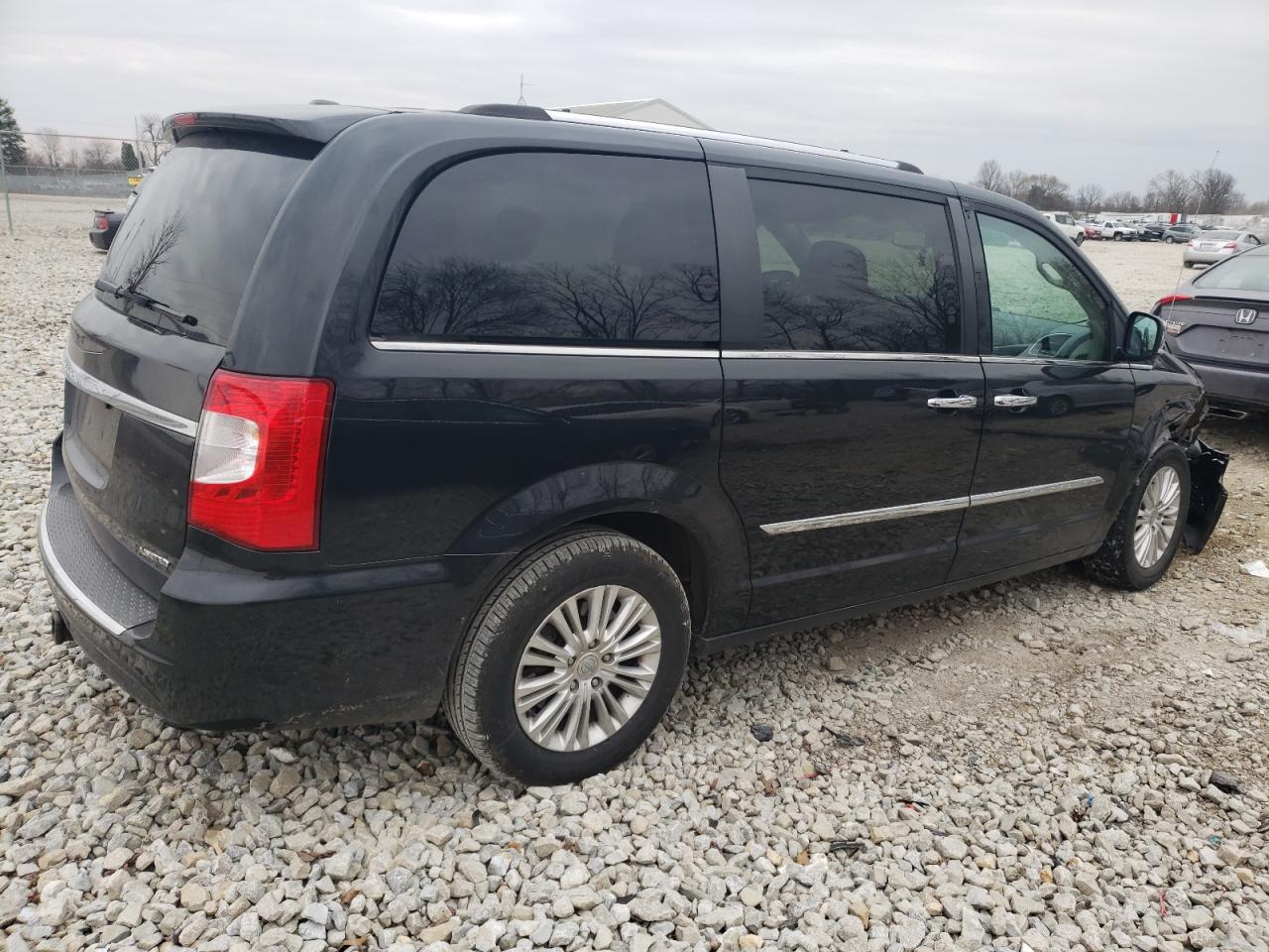 2C4RC1GG7ER423596 2014 Chrysler Town & Country Limited