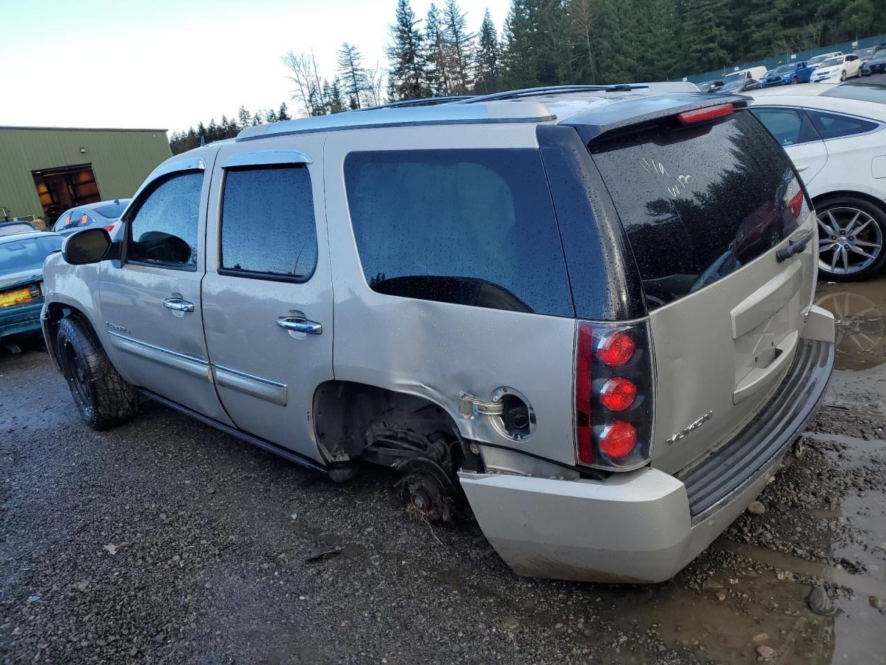 1GKFK63837J346352 2007 GMC Yukon Denali