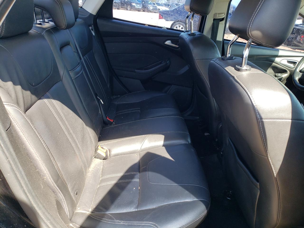 1FAHP3H25CL114798 2012 Ford Focus Sel