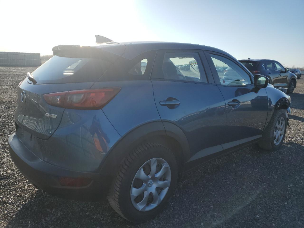 JM1DKDB79J0311442 2018 Mazda Cx-3 Sport