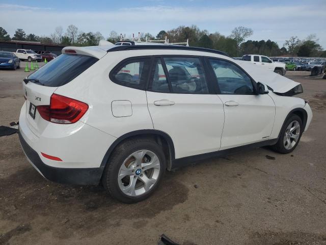  BMW X1 2015 Білий