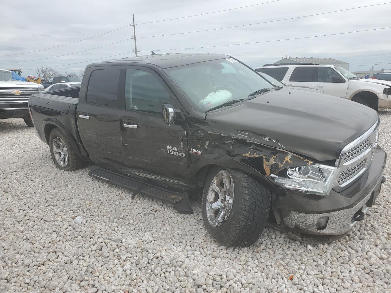 1C6RR7NT0DS643507 2013 Ram 1500 Laramie