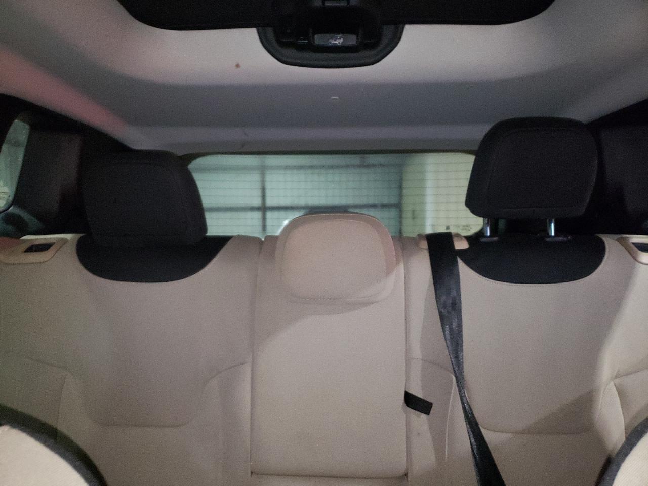 ZACCJABT7FPC40740 2015 Jeep Renegade Latitude