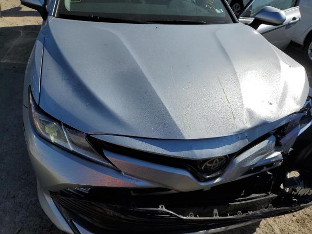 VIN 4T1B11HK1JU507559 2018 Toyota Camry, L no.11