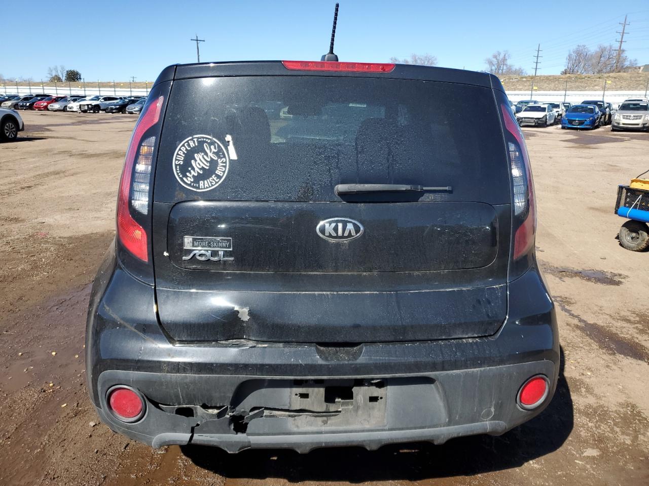 KNDJN2A20J7582417 2018 Kia Soul