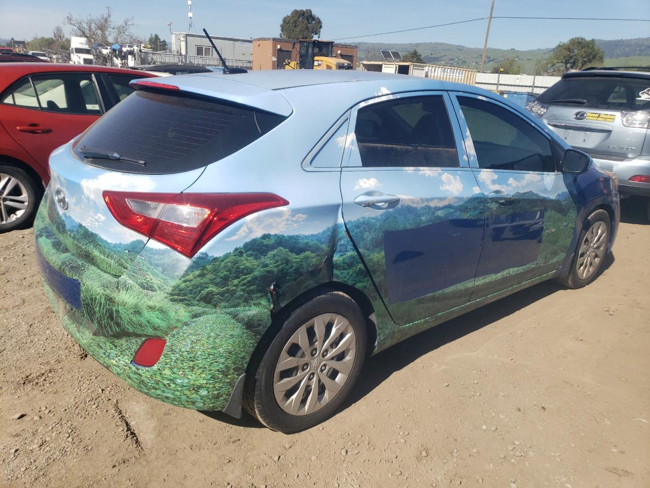 2017 Hyundai Elantra Gt vin: KMHD35LH5HU380265