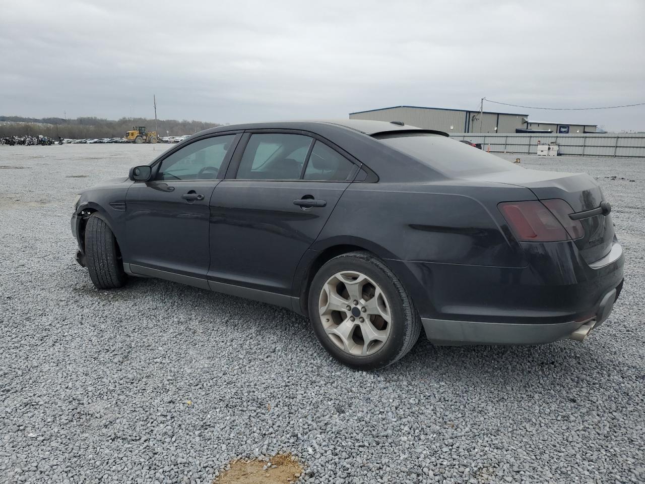 1FAHP2EW8AG144823 2010 Ford Taurus Sel
