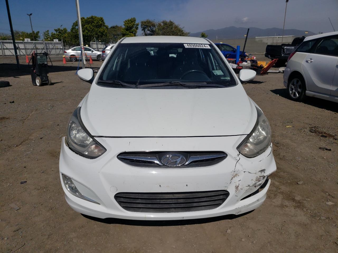 KMHCU5AE5DU065039 2013 Hyundai Accent Gls