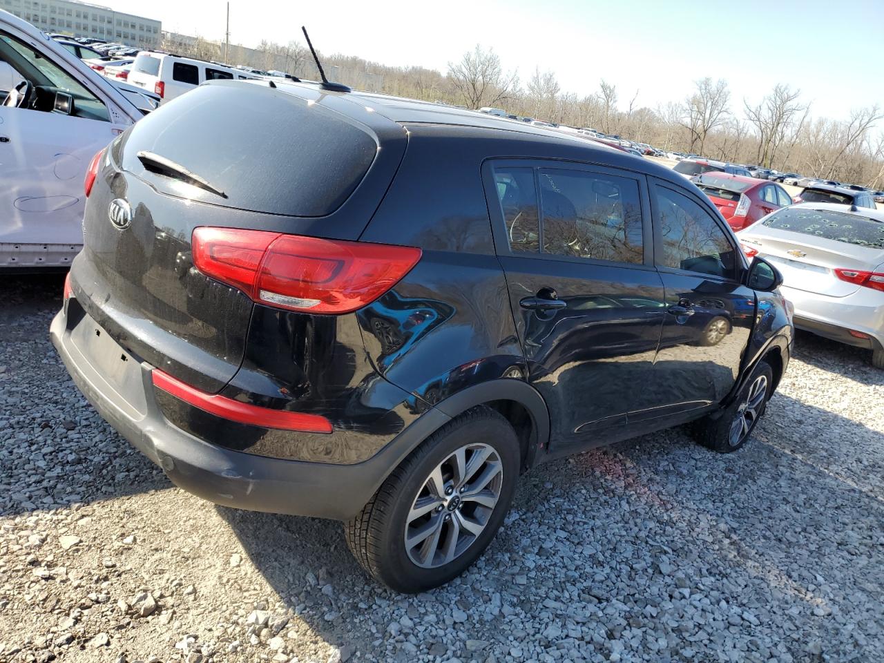 KNDPBCAC2G7825896 2016 Kia Sportage Lx