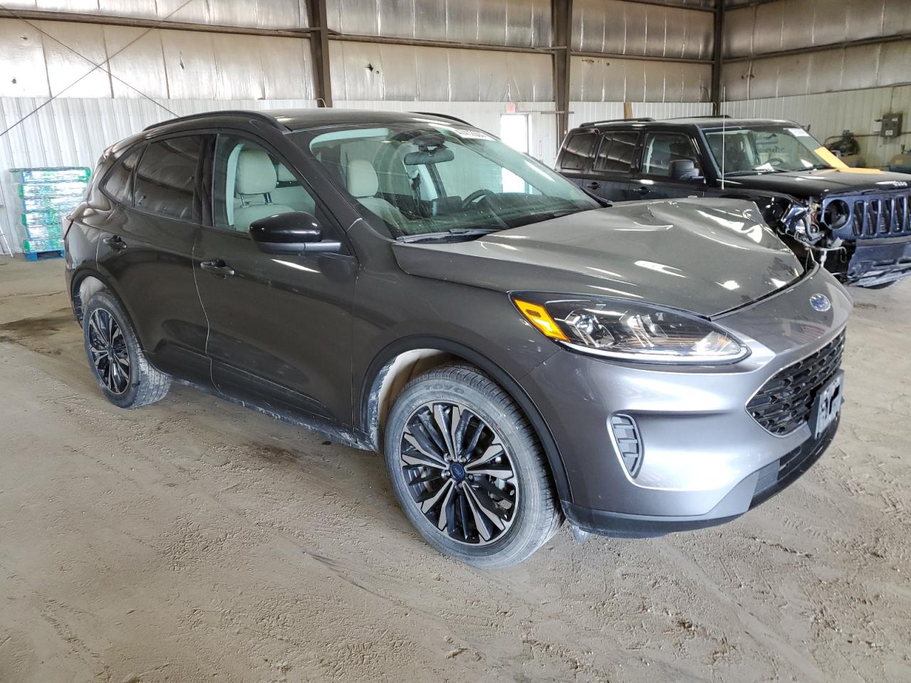 Lot #2438869176 2021 FORD ESCAPE SE