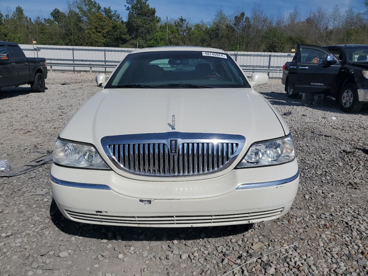 1LNHM83V96Y641862 2006 Lincoln Town Car Designer