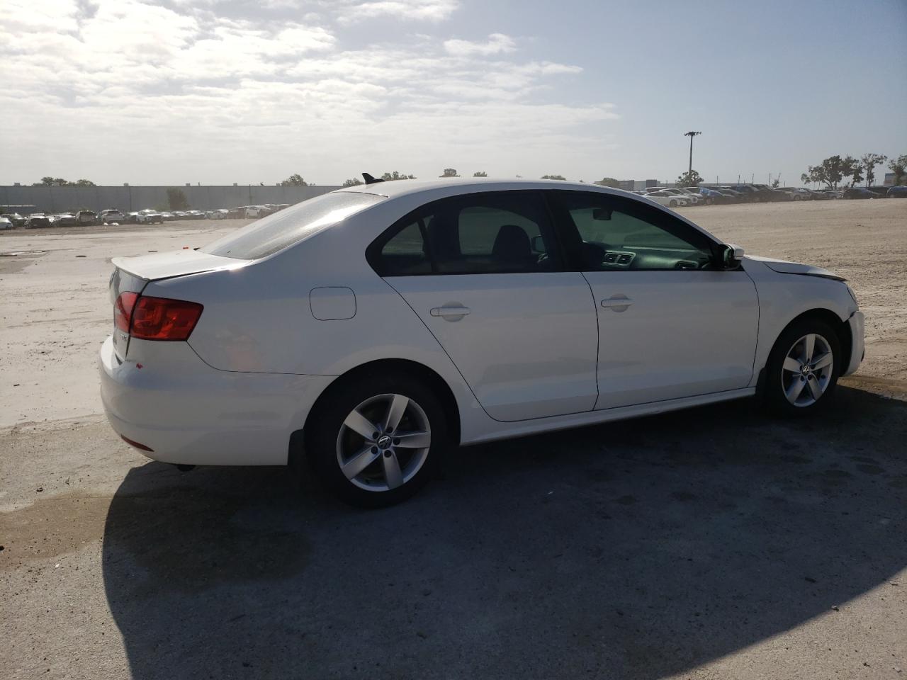 3VWLL7AJ9BM097300 2011 Volkswagen Jetta Tdi