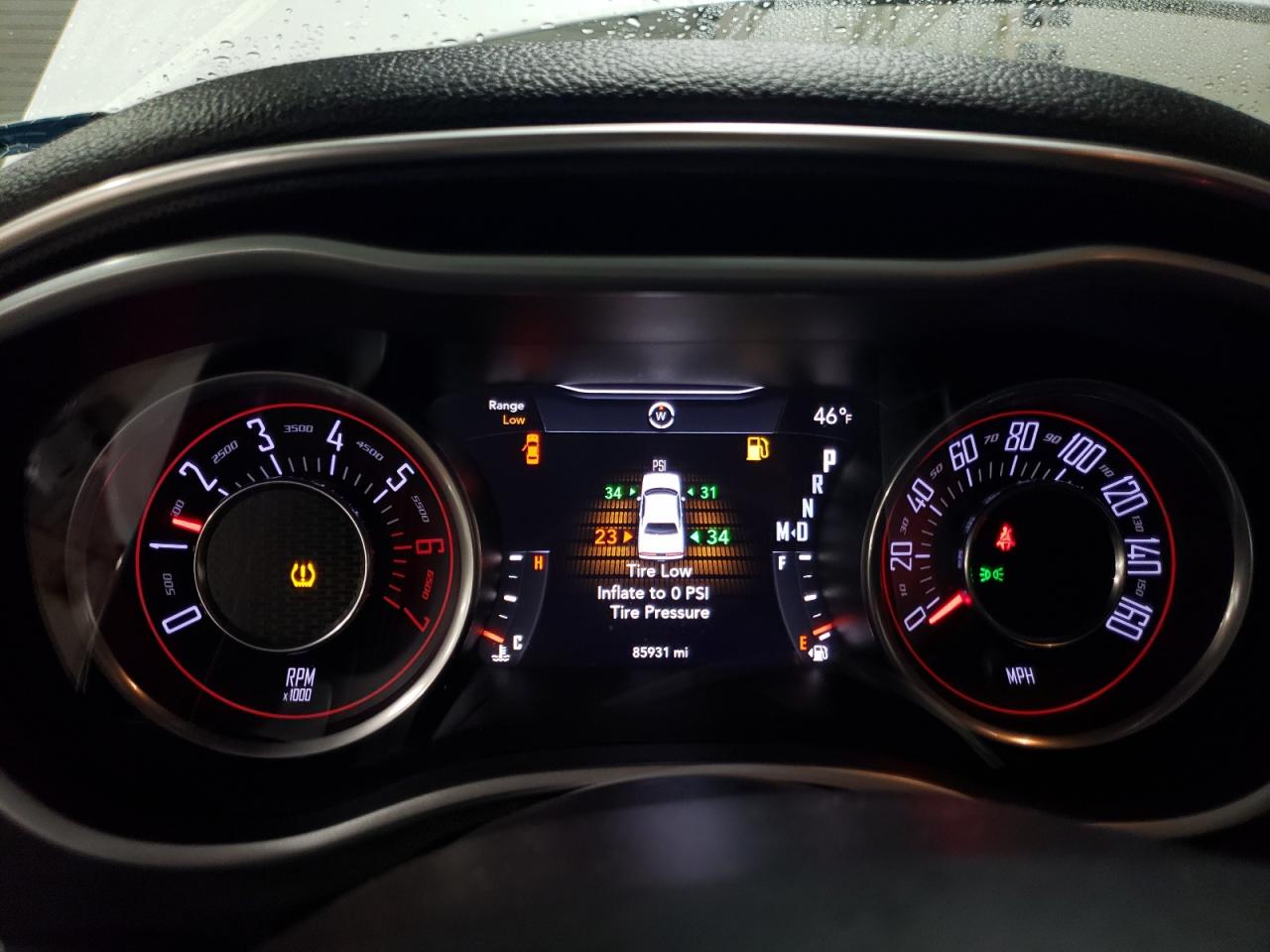 2C3CDZBT2FH711558 2015 Dodge Challenger Sxt Plus