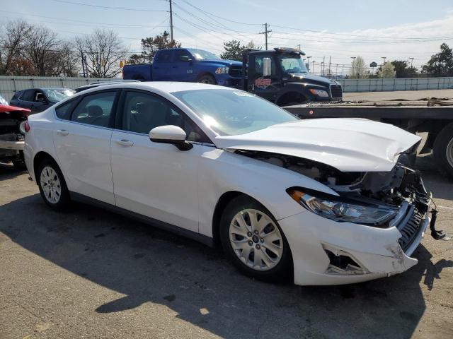 3FA6P0G79LR249383 Ford Fusion S 4