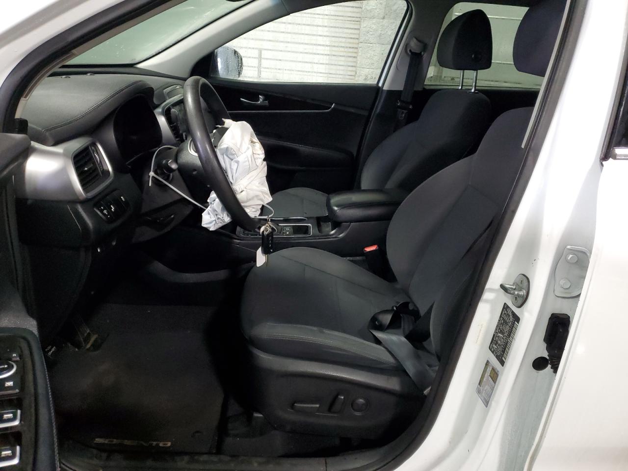 5XYPGDA51KG546508 2019 Kia Sorento Lx