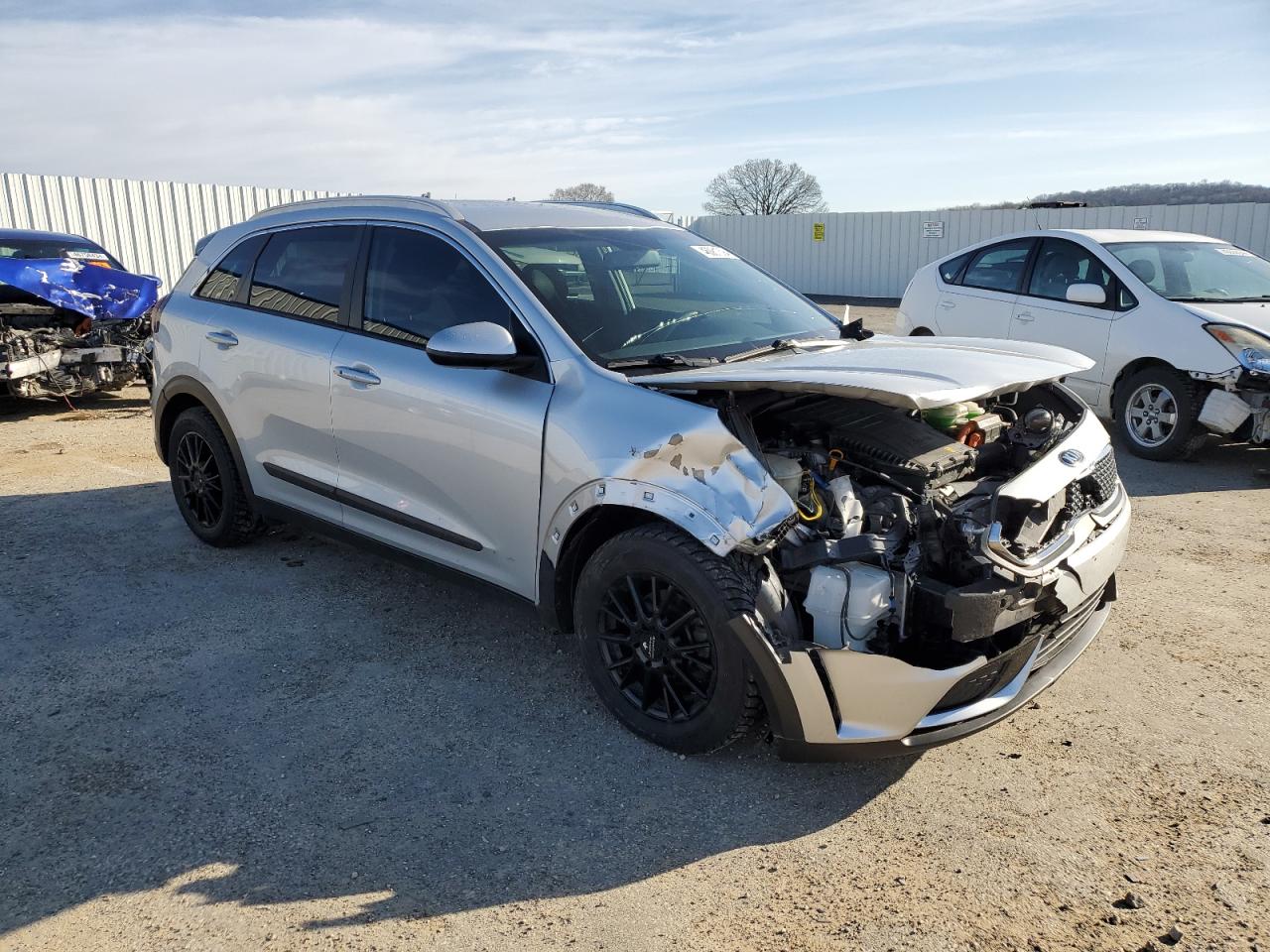 KNDCB3LC6H5093314 2017 Kia Niro Fe