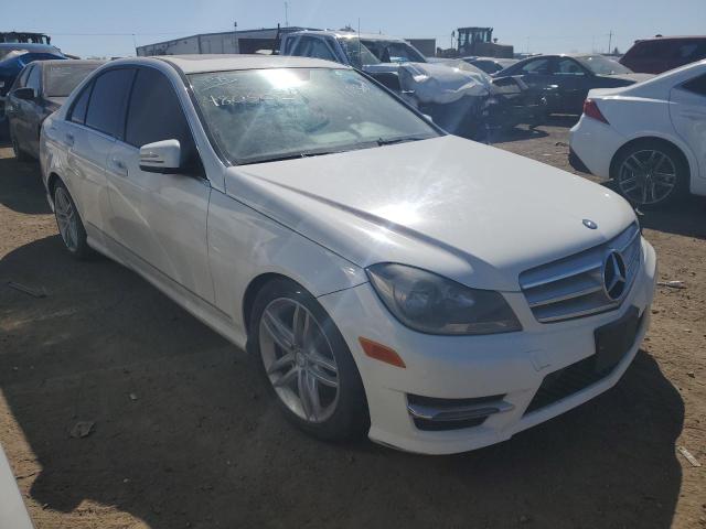 VIN WDDGF8AB4DA817828 2013 Mercedes-Benz C-Class, 3... no.4